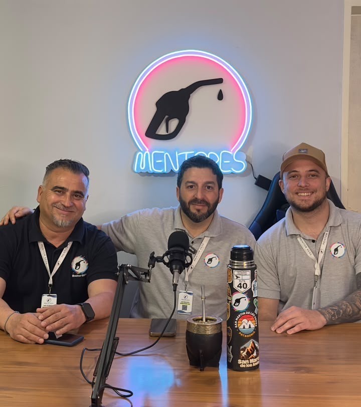 Equipo de MentorEESS: Luis, Juan Pablo y Nahuel